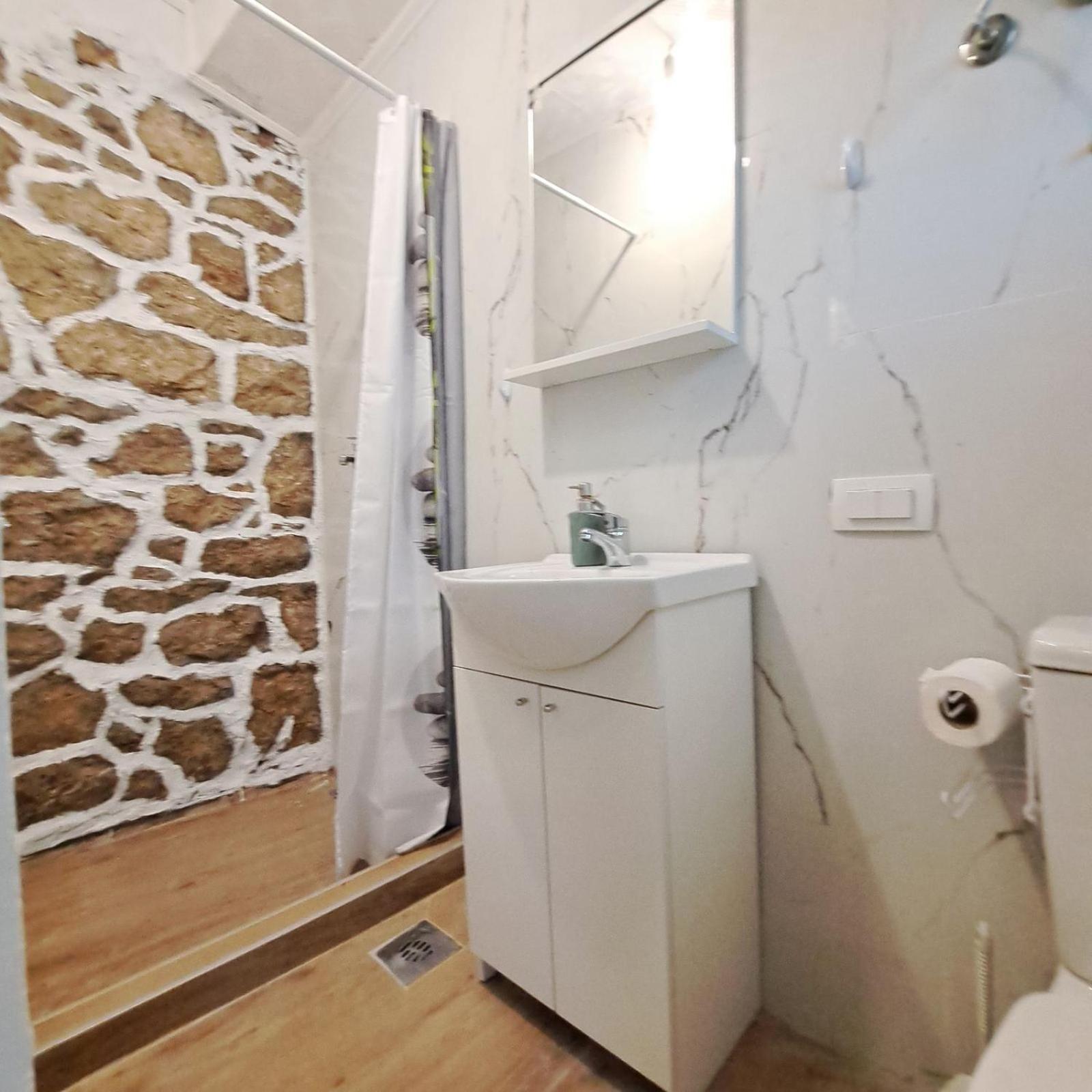 Unique Apartment Centar Podgoriţa Exterior foto